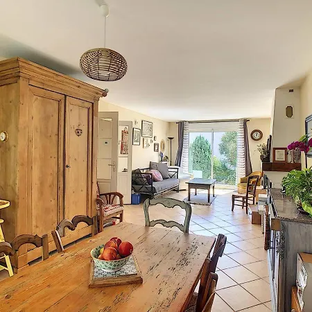 Maison La Rochelle, 5 Pieces, 6 Personnes - Fr-1-710-2 Hotel